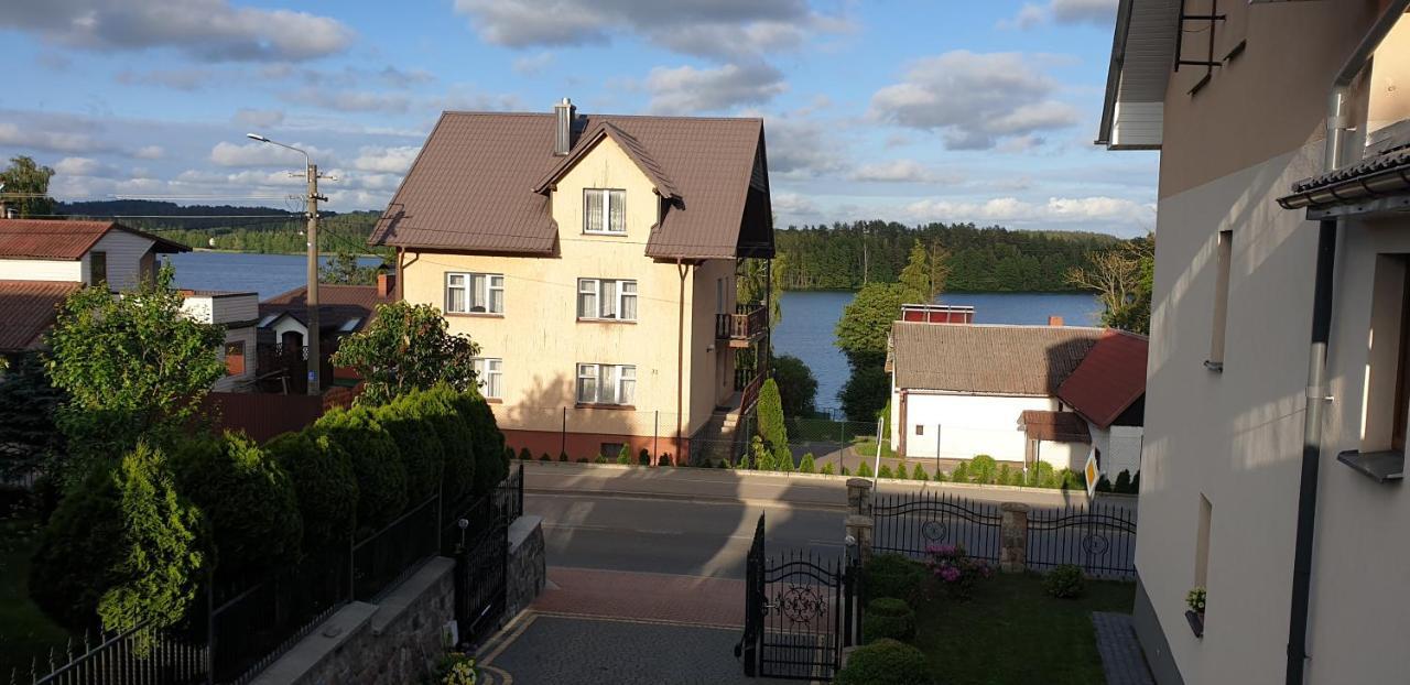 U Wladzia Apartment Gowidlino Luaran gambar