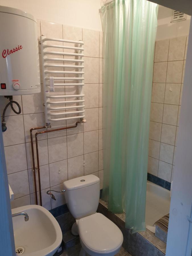 U Wladzia Apartment Gowidlino Luaran gambar